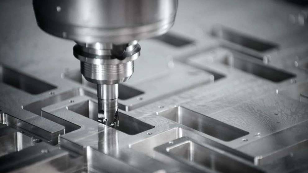 خدمات تراش و فرز cnc